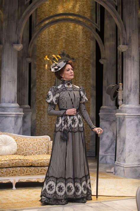 ‘The Importance of Being Earnest’ Review — Wildely Entertaining in the 21st Century – Splash ...