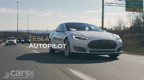 Tesla Autopilot FATAL crash under investigation in US | Cars UK