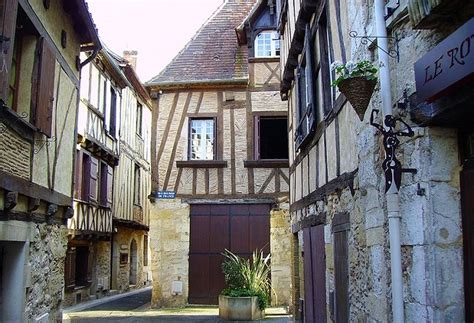 5 Reasons to Visit… Bergerac - France Today