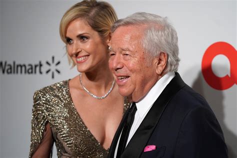 Robert Kraft Girlfriend : New England Patriots Owner Bob Kraft And ...