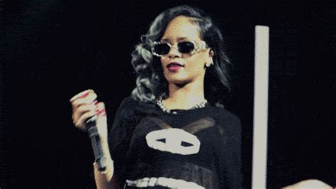 rihanna dancing on Tumblr