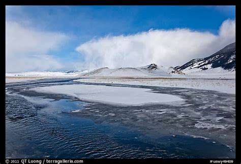 Picture/Photo: Stream in winter, National Elk Refuge. Jackson, Wyoming, USA