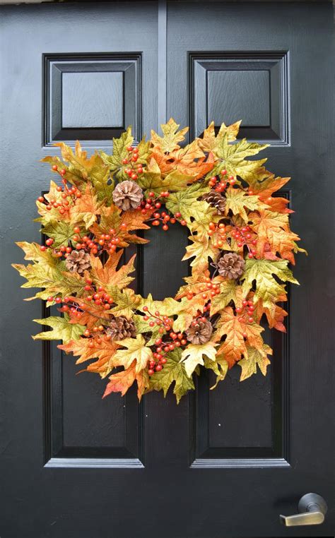 18 Inviting Natural Fall Wreath Designs To Refresh Your Decor This Season