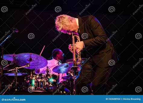 Chris Botti Live editorial stock image. Image of trumpet - 243608954