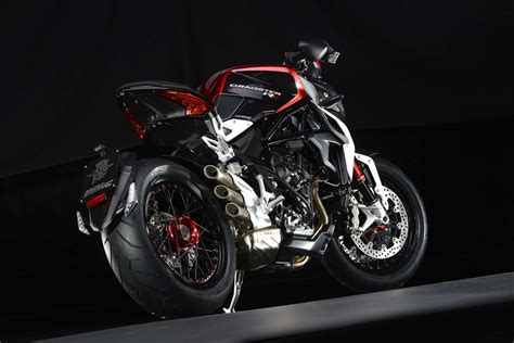 Officially Official: MV Agusta Brutale Dragster 800 RR - Asphalt & Rubber