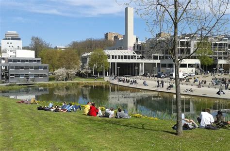 Semesterbeginn an der Universität: Kompass für den Campus - Vaihingen