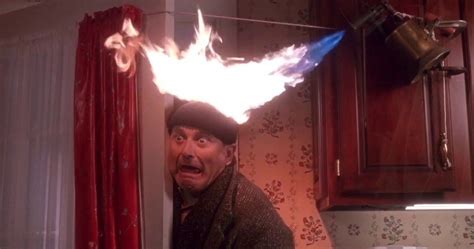 Joe Pesci Recalls Getting Seriously Burned Filming Home Alone Stunts