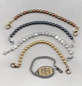 Personalized beaded medical bracelets