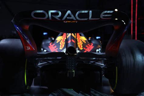 Red Bull launches 2022 F1 livery on RB18 show car