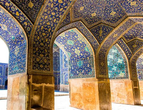 The Shah Mosque in Isfahan - Iran's Most Beautiful Mosque - Omnivagant