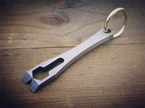 Titanium Gr.5 / Mini Pry-Bar Multi tool