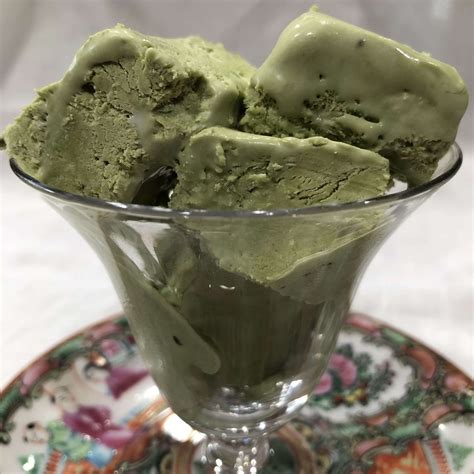 Matcha Soft Serve in 2022 | Soft serve recipes, Soft serve, How to make ...