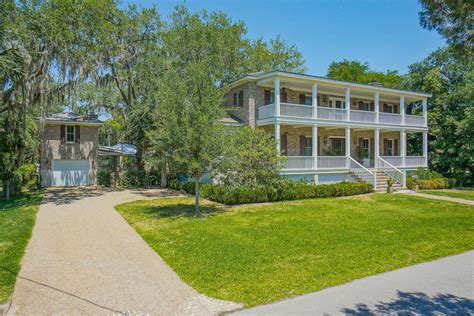 STUNNING CUSTOM HOME IN HISTORIC BEAUFORT | South Carolina Luxury Homes | Mansions For Sale ...