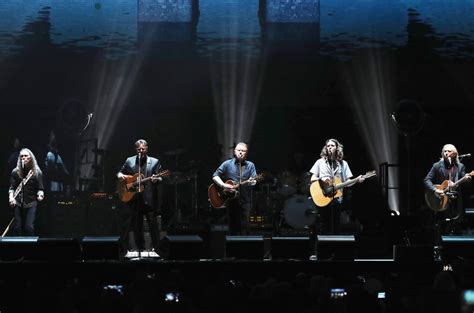 Eagles Concert Celebrates Late Co-Founder Glenn Frey in His Detroit ...