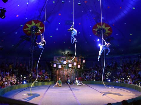 Circus Smirkus Works its Big Top Magic at Farr’s Field - Circus Smirkus