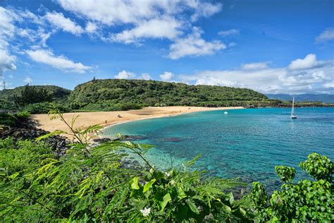 Waimea Bay Beach in North Oahu | Hawaii Picture of the Day