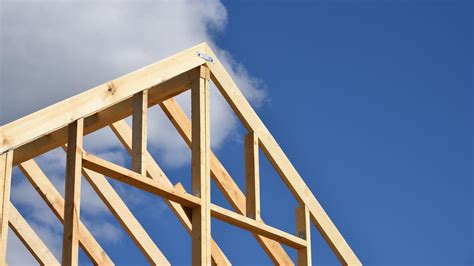 How to Build Roof Trusses in 5 Steps