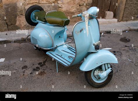 Vespa Piaggio vintage Stock Photo - Alamy