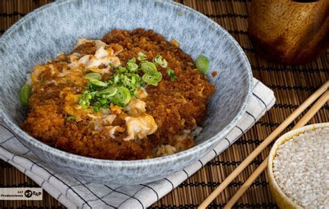 Japanese Katsudon, Easy Breaded Pork Cutlet Recipe With Tonkatsu Sauce ...