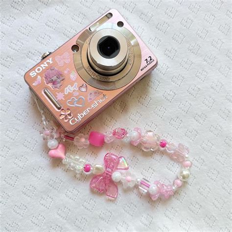 Pin by Isabella Gonzalez on Pink aesthetic | Cute camera, Pink ...