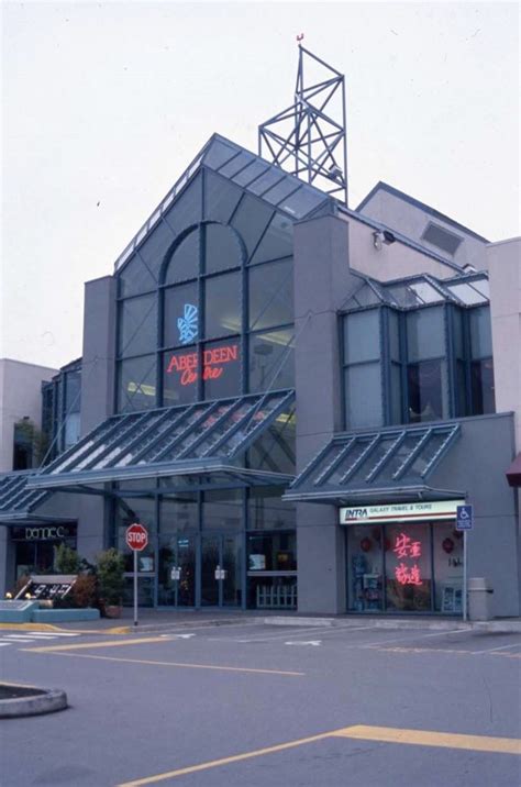 This was the original Aberdeen Centre mall in Richmond, up until 2002 (PHOTOS) | Urbanized