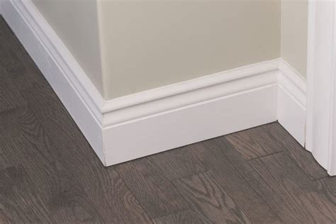 113A - 5 1/2" Colonial Baseboard