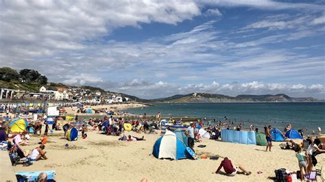 Lyme Regis Front Beach - Photo "Lyme Regis beach" :: British Beaches