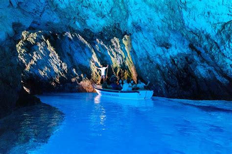 5 islands and Blue Cave boat tour from Split or Brač - You Know! Boat Sorrento