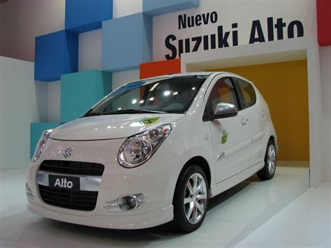 NEWBIE CARS: Suzuki Alto Review