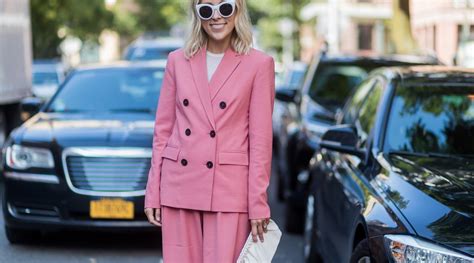 Pinke Hosenanzüge: So schön ist der Street Style Trend | ELLE ...