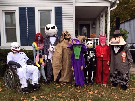 Pin on Group Halloween Costumes