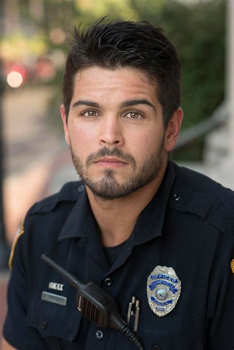 Officer Daniel Rengering Gainesville Police Department, Florida | Männer in uniform, Männer ...