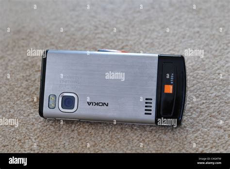 Nokia 6500 slide mobile phone Stock Photo - Alamy