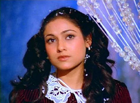 Tina Munim movies, filmography, biography and songs - Cinestaan.com