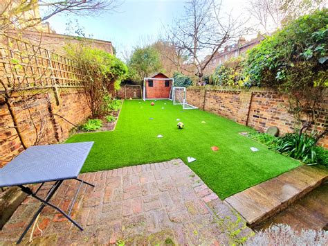 How to Make the Best Garden Football Pitch – Easigrass Essex ...