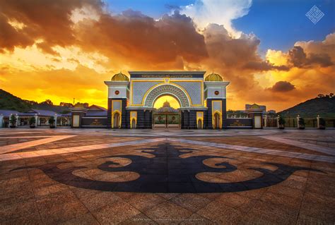 The Royal Sunset | Istana Negara, Malaysia | The Istana Nega… | Flickr