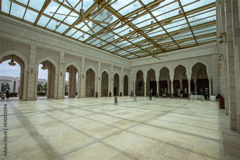 Beautiful islamic architecture of Masjid Sri Sendayan the new and the biggest mosque in Seremban ...