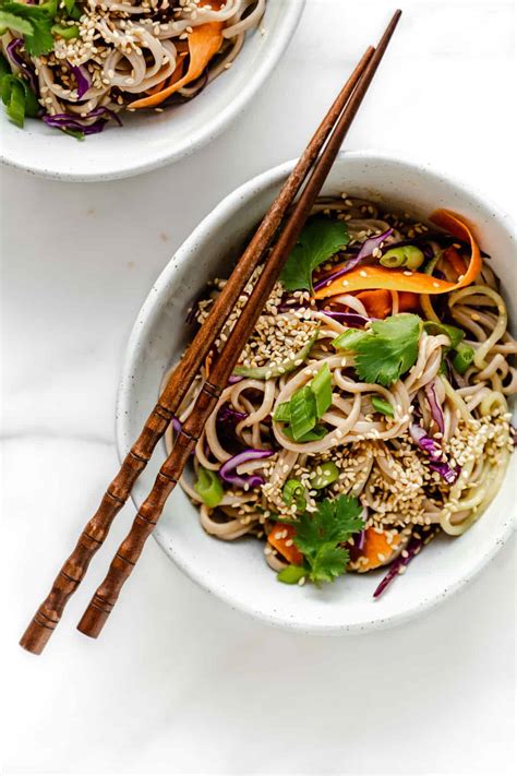 Soba Noodle Salad with Spicy Peanut Sauce - Choosing Chia