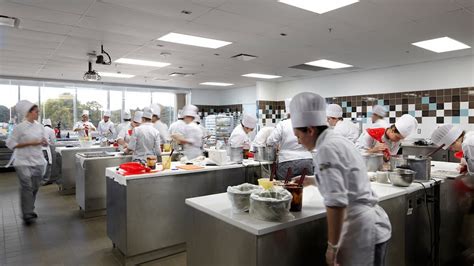 7 Exciting Careers for Baking & Pastry Arts Grads | Johnson & Wales University