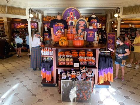 7 Halloween Items for Disney Lovers Available on Amazon - Dream Wish Plan