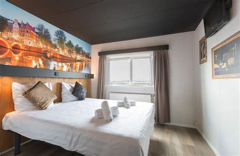 Book a room in Botel, Amsterdam