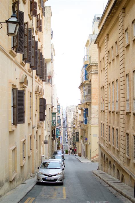 exploring-malta-city-of-valletta-streets - Denina Martin