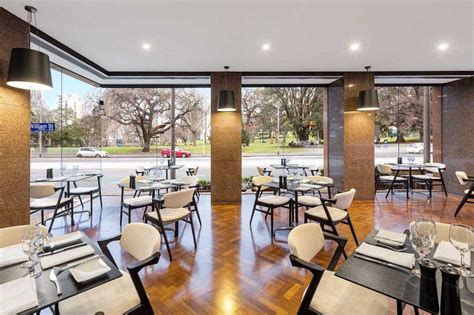 Radisson on Flagstaff Gardens Melbourne - The Accommodation Brokers