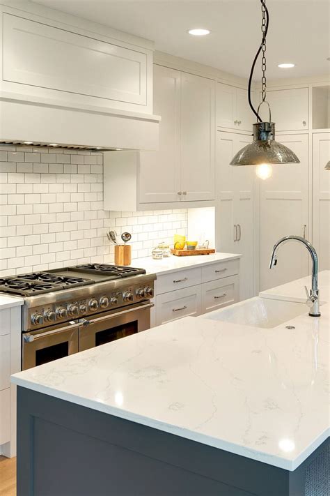 32 + Most Famous Marble Looking Quartz Countertops in 2022 | Quartz kitchen countertops, White ...