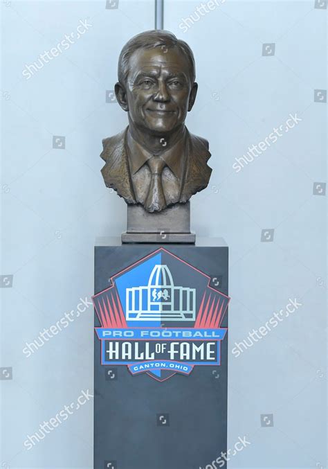 Jerry Jones Hall Fame Statue Stands Editorial Stock Photo - Stock Image ...