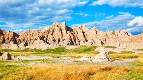 25 Famous Landmarks in South Dakota You Must Visit