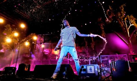 These Videos of Travis Scott Performing "Butterfly Effect" Live Will ...