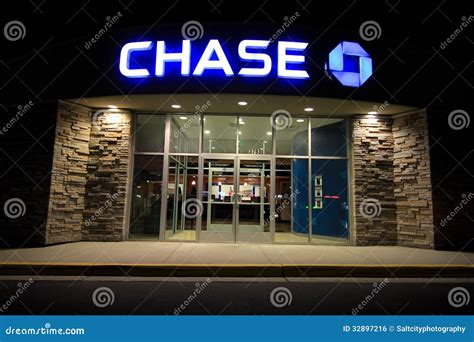 Chase Bank At Night Editorial Photo - Image: 32897216