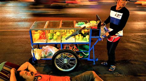 Fascinating photos of street food around the world