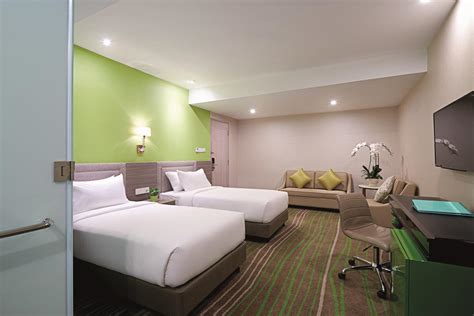 Cosmo Hotel Kuala Lumpur | Malaysia - Country Holidays Inn & Suites